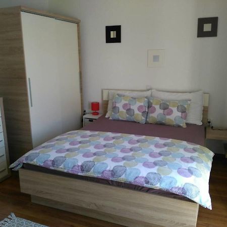 Apartment Bozac โรวีน ภายนอก รูปภาพ