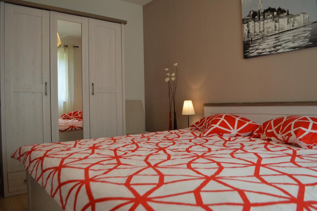 Apartment Bozac โรวีน ภายนอก รูปภาพ