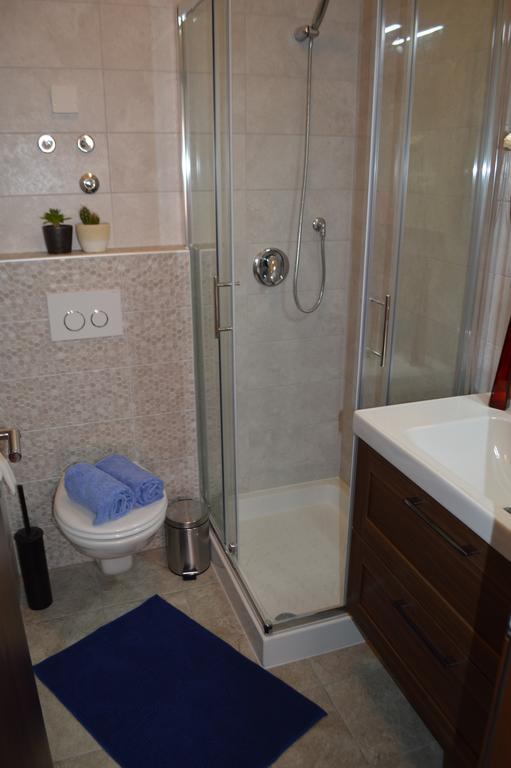 Apartment Bozac โรวีน ภายนอก รูปภาพ