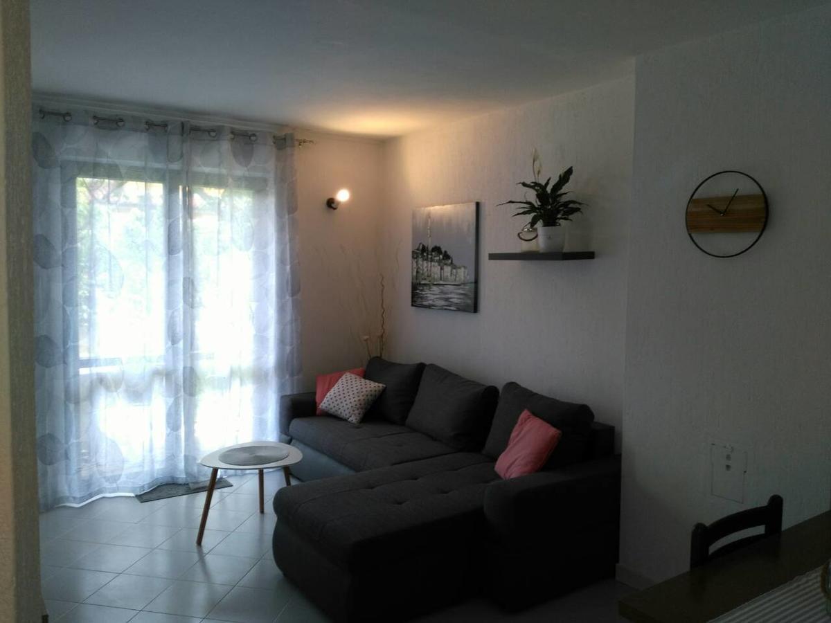 Apartment Bozac โรวีน ภายนอก รูปภาพ